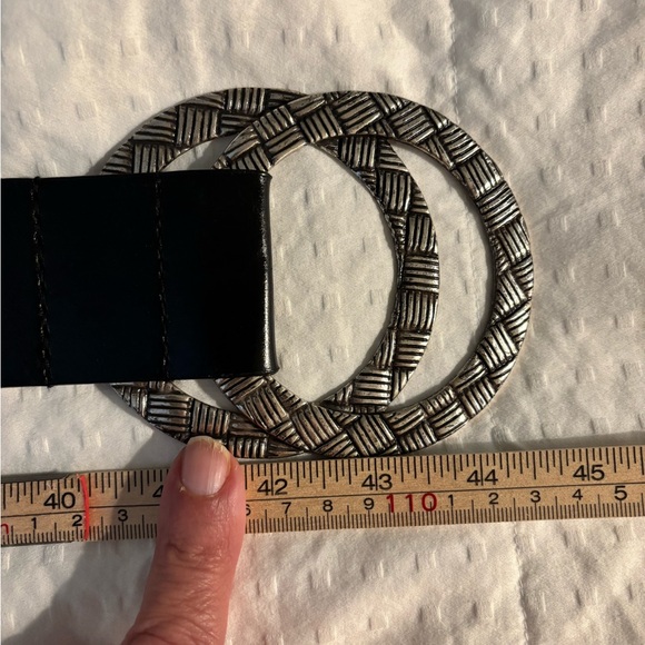 Chico's Black Leather Belt with Silver Double Ring Buckle 2” Wide Medium Large - Picture 3 of 12
